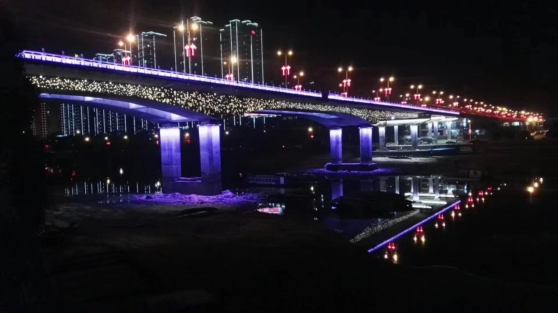 桥梁亮化照明灯具